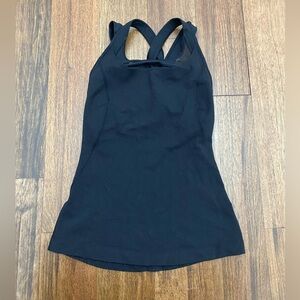 Lululemon women’s Black Tank Top sz 4